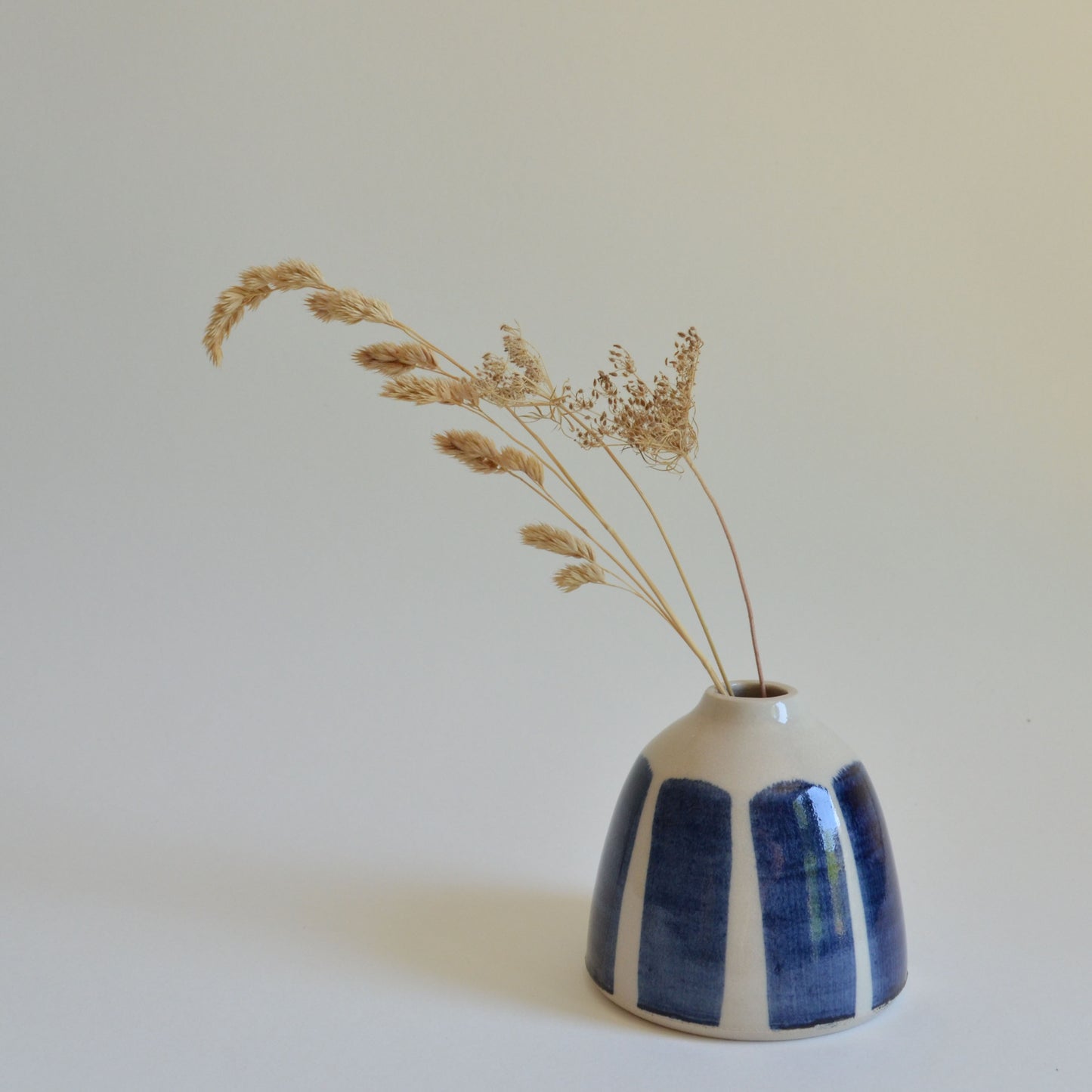 Bottle vase - deep blue