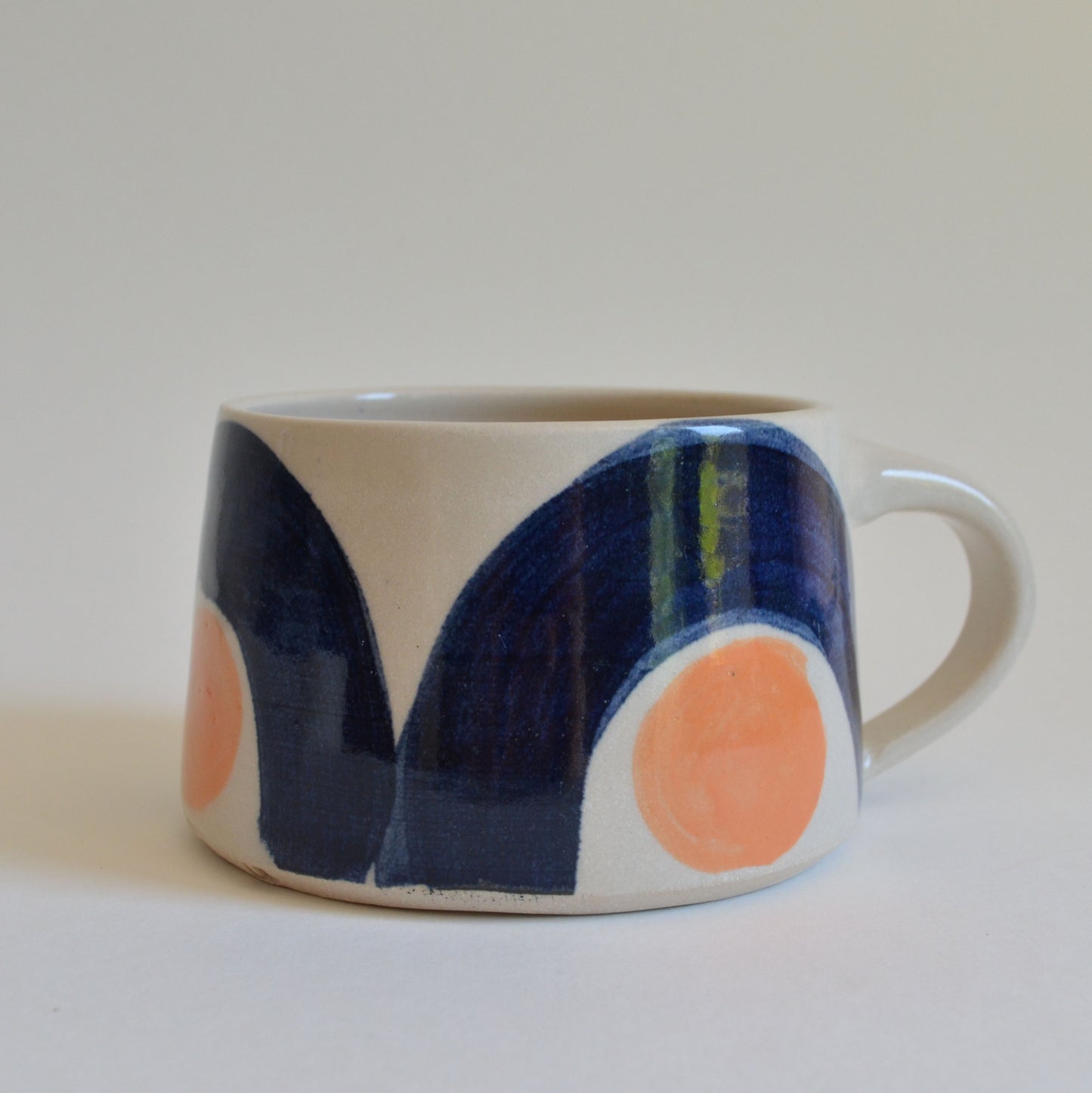 Hoops mug