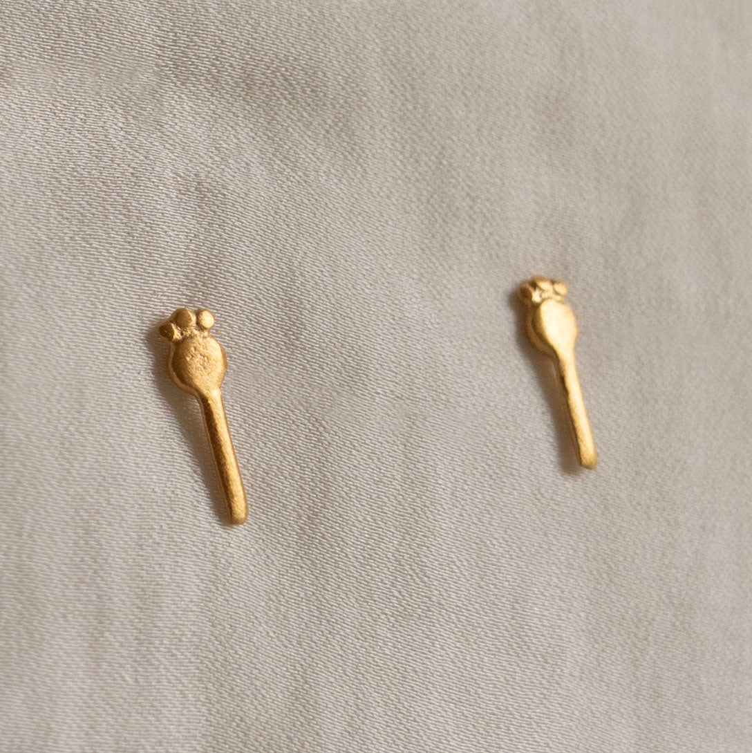 Gold poppy seedhead earrings