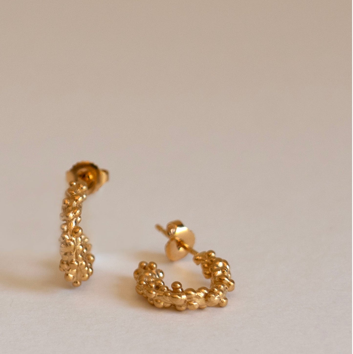 Gold millet seed hoop earrings