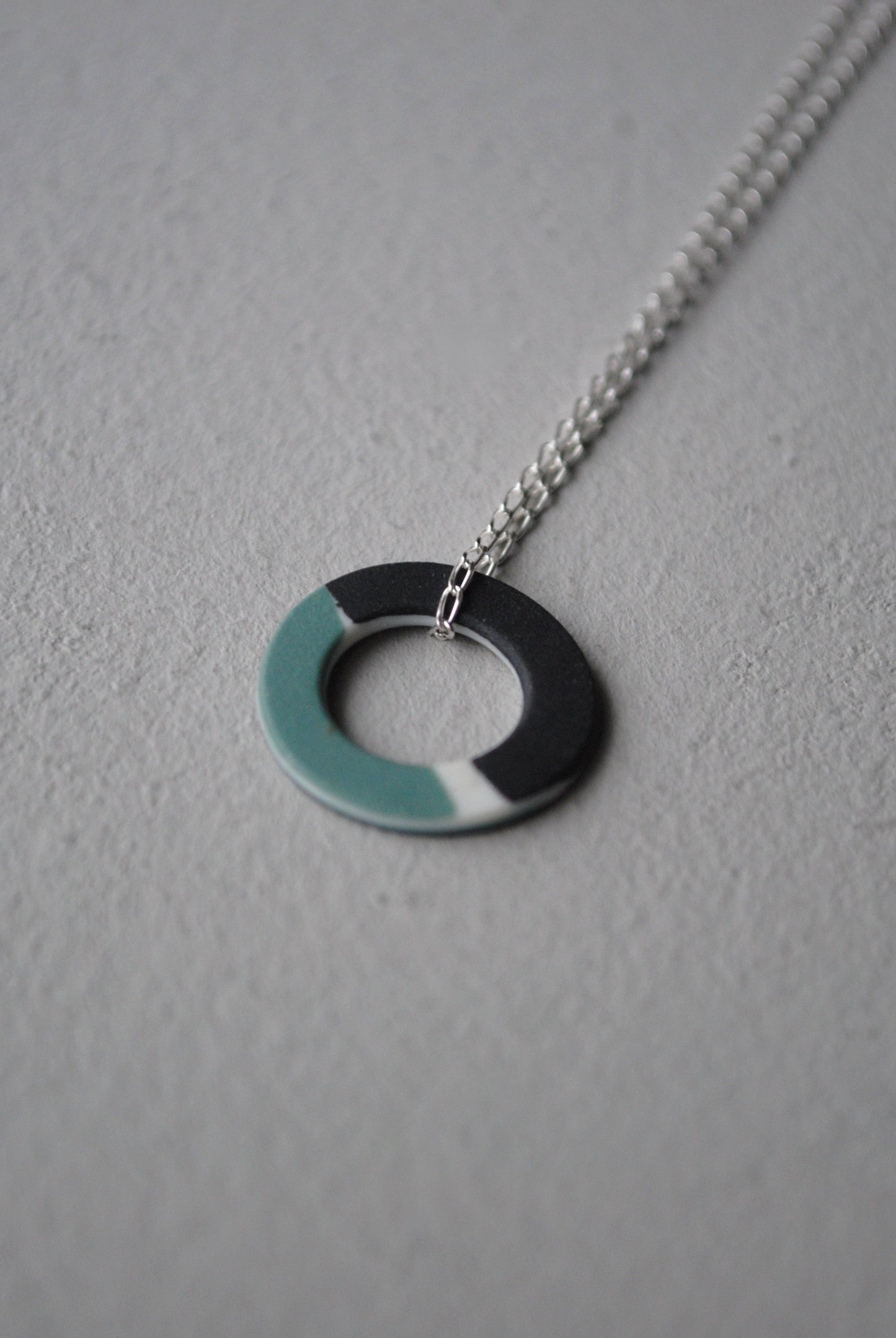 Black and green minimal necklace
