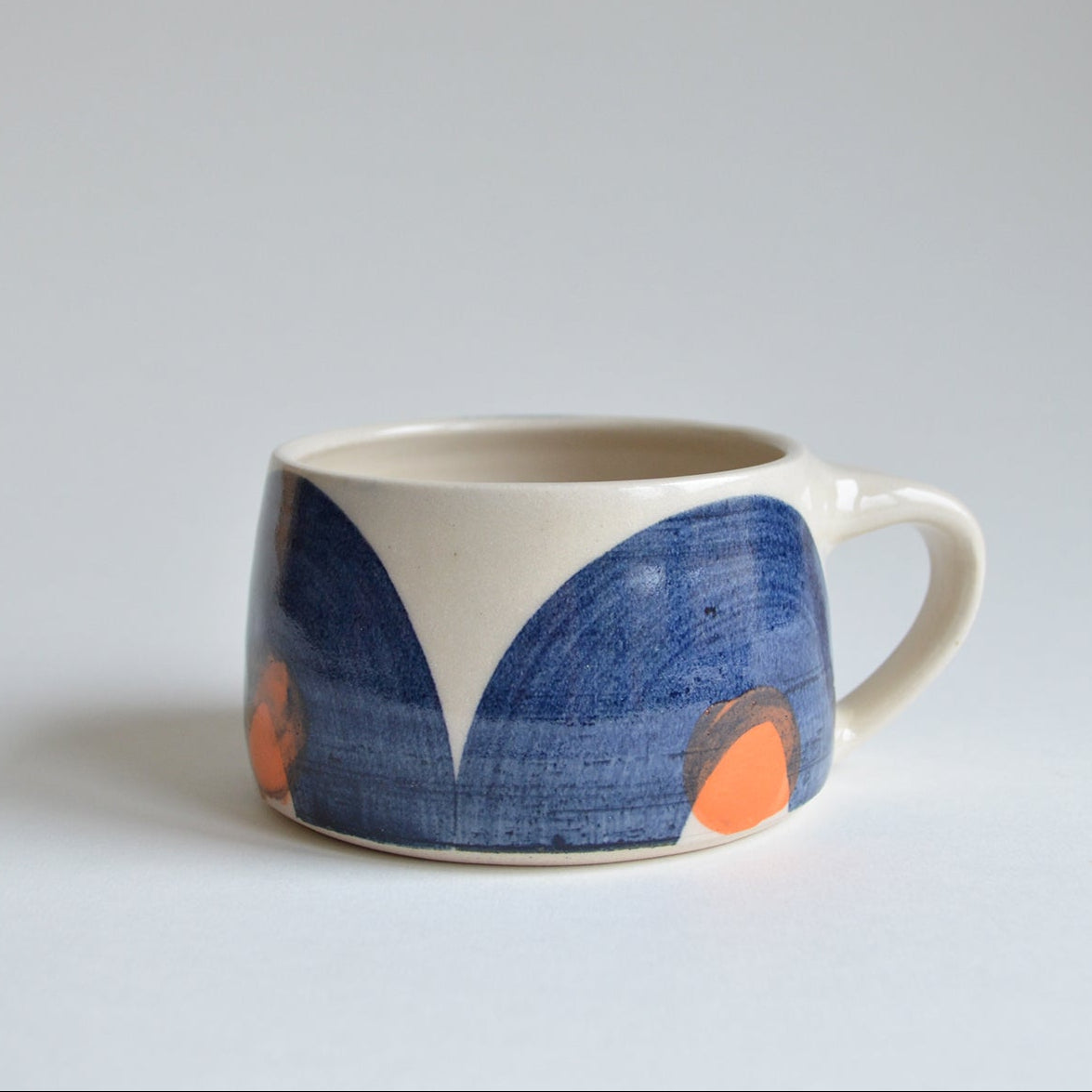 Hoops mug