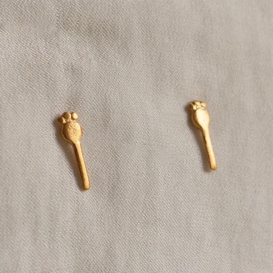 Gold poppy seedhead earrings