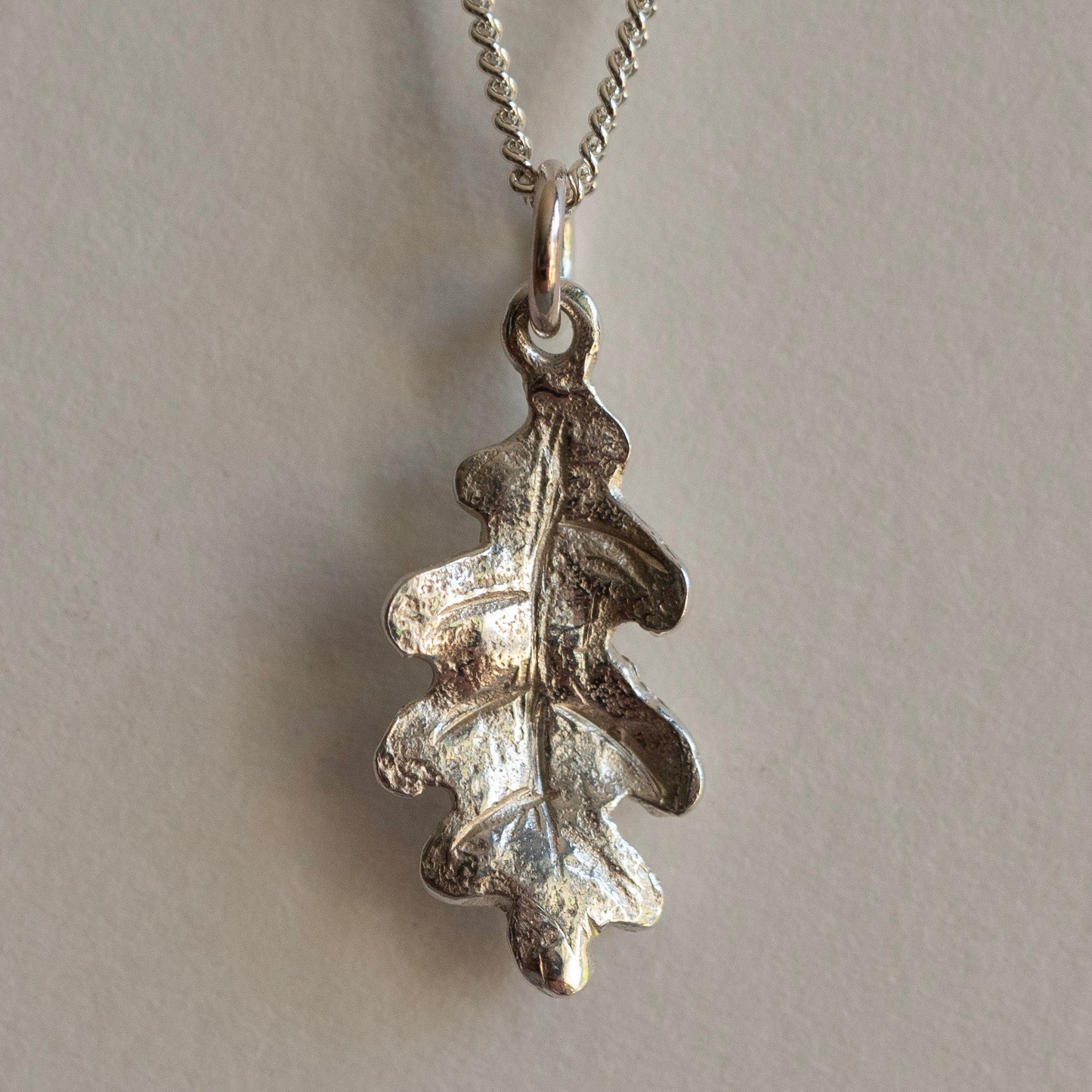 Silver oak leaf necklace - small